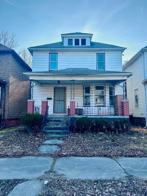 6009 Seminole St, Detroit, MI 48213