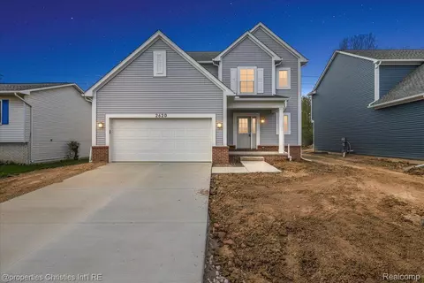 2620 Collegewood St, Ypsilanti, MI 48197