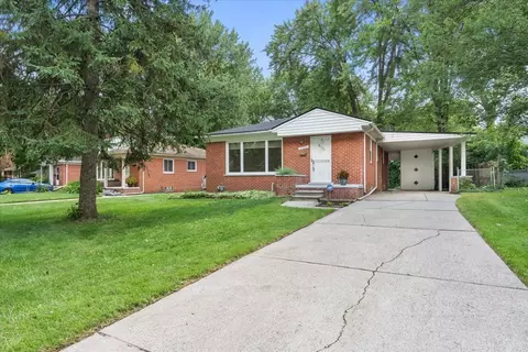 17329 Redwood Ave, Southfield, MI 48076