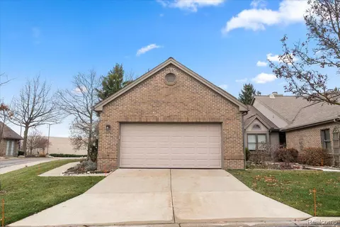 502 Galen Cir UNIT 1, Ann Arbor, MI 48103