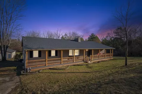 7012 Coleman Rd, East Lansing, MI 48823