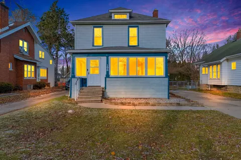 296 Euclid St, Mount Clemens, MI 48043