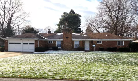 45251 Custer Ave, Utica, MI 48317