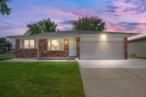 5156 Gardner St E, Sterling Heights, MI 48310