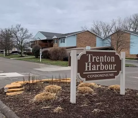 1505 Harbour #60, Trenton, MI 48183