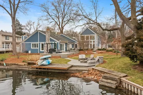 8944 Gittins St, Commerce, MI 48382
