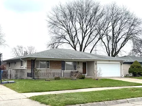 11560 Villa Crt Ct, Warren, MI 48093