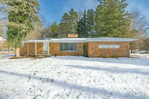 23600 Evergreen Rd, Southfield, MI 48075