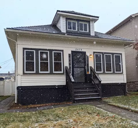 2419 4th St, Trenton, MI 48183