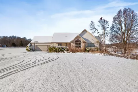 15366 Duffield Rd, Argentine, MI 48418