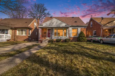 181 Arlington St, Inkster, MI 48141