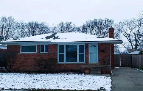 21443 Share St, Saint Clair Shores, MI 48082