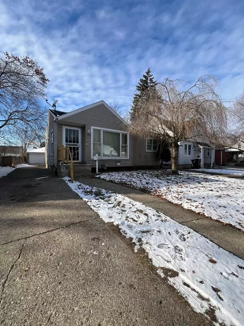 19327 Annott St, Detroit, MI 48205