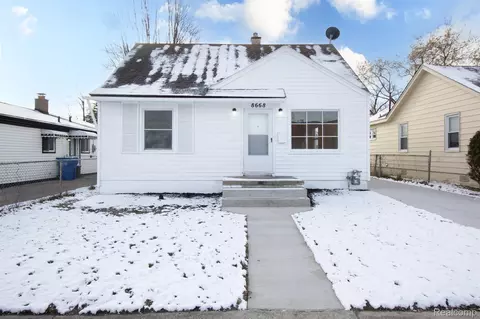 8668 Timken Ave, Warren, MI 48089