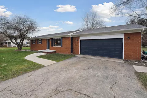 159 Groveland Dr, Marion, MI 48843
