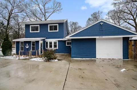 3640 Woodview Ave, West Bloomfield, MI 48324