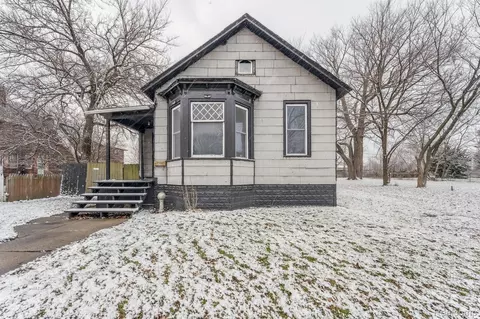2619 Wabash St, Detroit, MI 48216