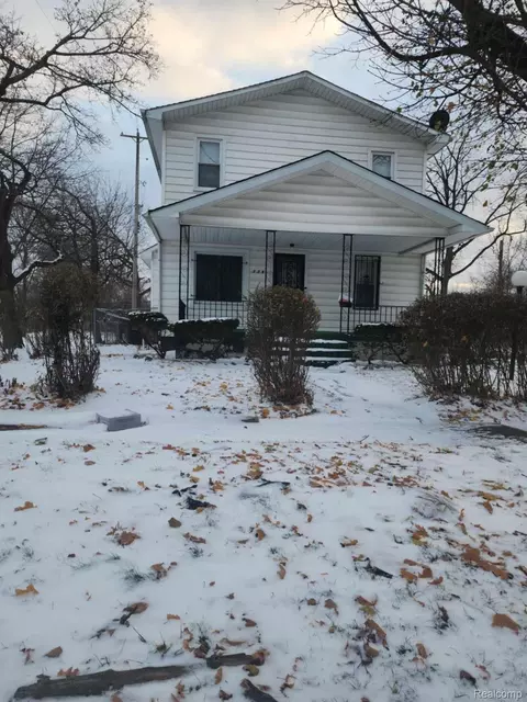 236 E Taylor St, Flint, MI 48505