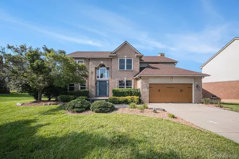 3965 Marblewood Way, Ann Arbor, MI 48105