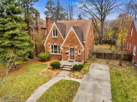 15481 Lindsay St, Detroit, MI 48227