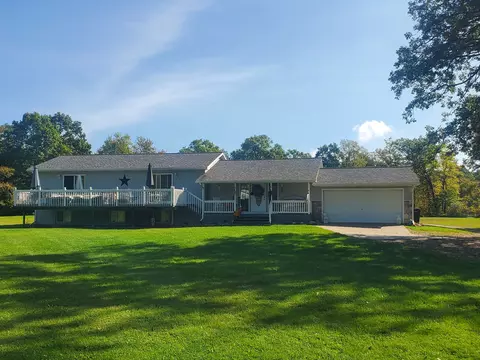 10115 S Meadow Ln W, Putnam, MI 48169