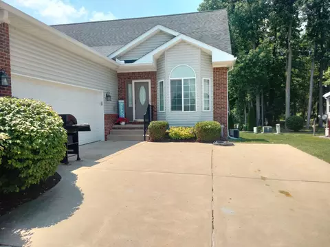 22460 White Pine Dr, Huron, MI 48164