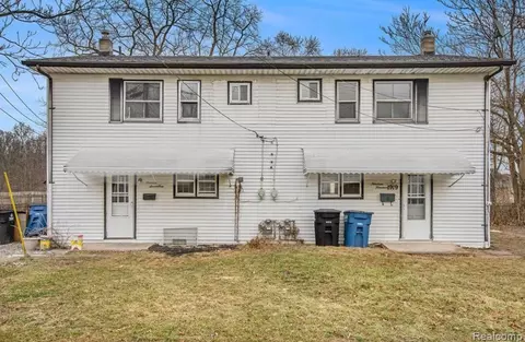 1917 Eagle, Westland, MI 48186