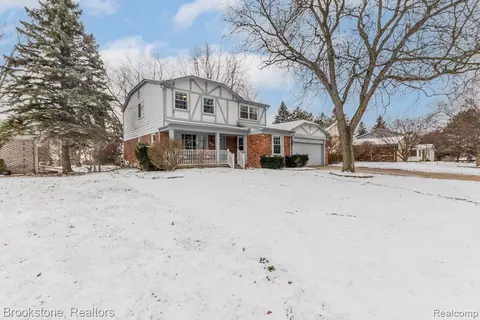 2969 Powderhorn Ridge Rd, Rochester Hills, MI 48309
