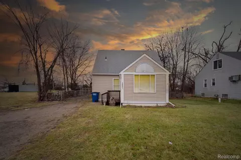 1445 S Merriman Rd, Westland, MI 48186