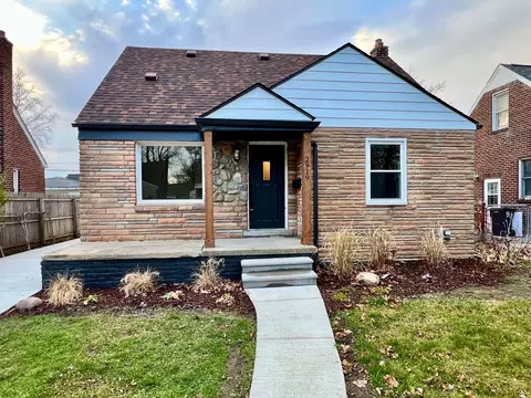 2919 N Blair Ave, Royal Oak, MI 48073