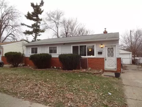 34920 Glover St, Wayne, MI 48184