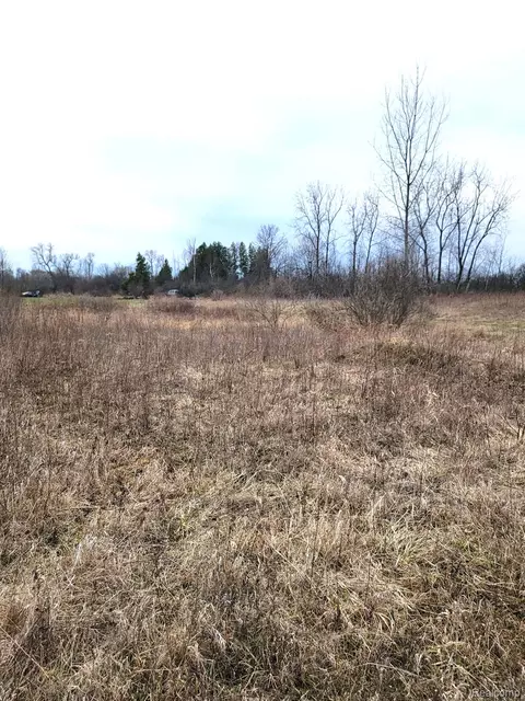 2790 Koylette Rd, Koylton, MI 48453