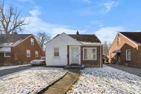 5979 Lodewyck St, Detroit, MI 48224