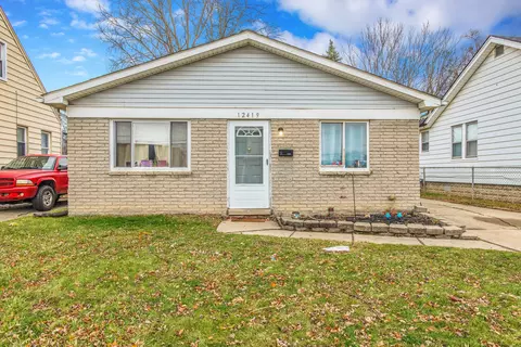 12419 Coleen Ave, Warren, MI 48089