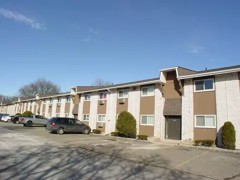 7572 Woodview St #1, Westland, MI 48185