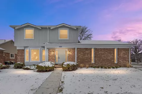 44417 Whitefish Bay, Clinton Township, MI 48038