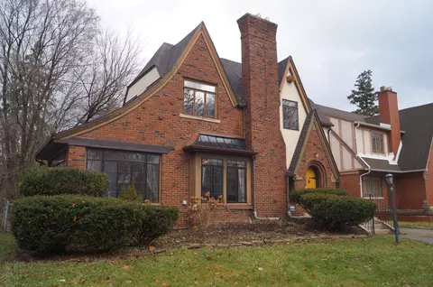 19440 Gainsborough Rd, Detroit, MI 48223