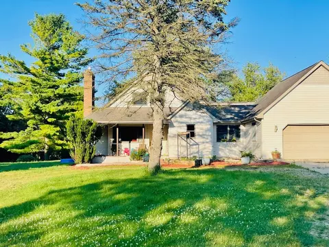 8086 Linden Rd, Tyrone, MI 48430
