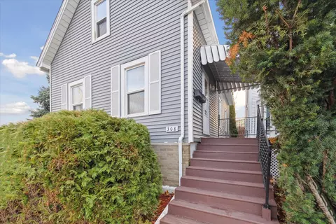 308 E Front St, Monroe, MI 48161