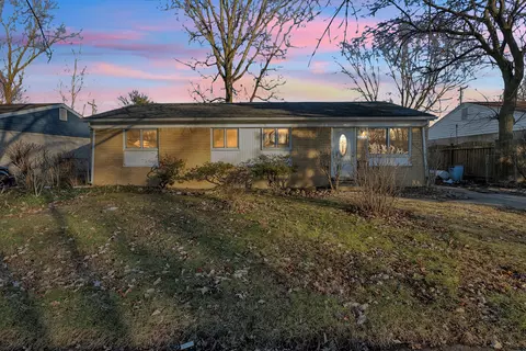 15121 Kerstyn St, Taylor, MI 48180