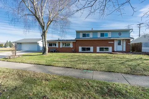 43814 Goldberg Dr, Sterling Heights, MI 48313