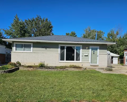 1394 Westchester St, Westland, MI 48186