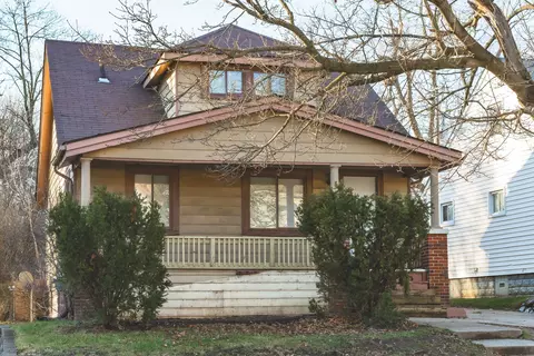 362 S Marshall St, Pontiac, MI 48342