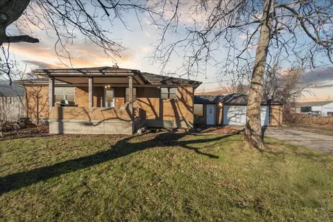 1060 W Grand Blanc Rd, Mundy, MI 48439