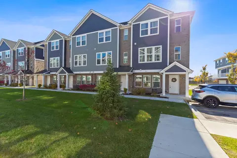 2901 Zana, Troy, MI 48085