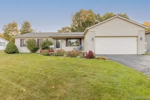 1783 S Milford Rd, Milford, MI 48381