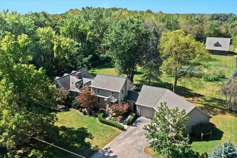 9643 Napier Rd, Northville, MI 48167