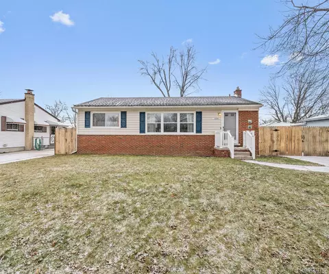 1294 Hawthorne Ave, Ypsilanti, MI 48198