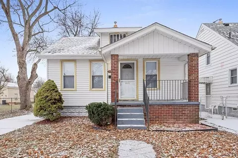1865 Arlington Ave, Lincoln Park, MI 48146