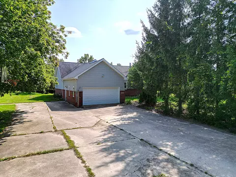 10500 Circle J, Tyrone, MI 48430